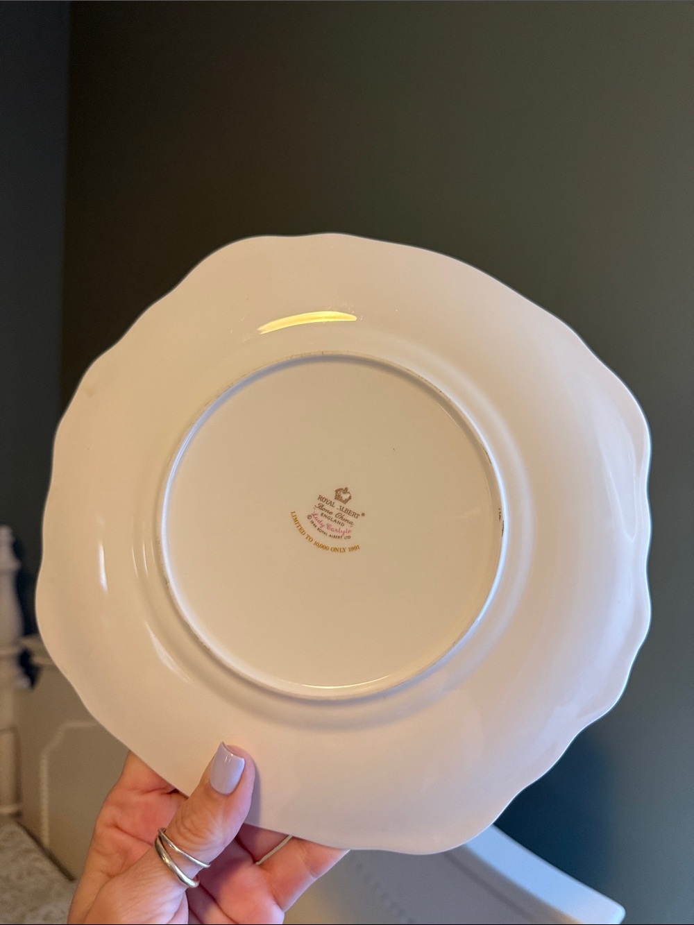 Royal Albert Lady Carlyle Plate Floral Pattern Limited Edition - Picture 3 of 4